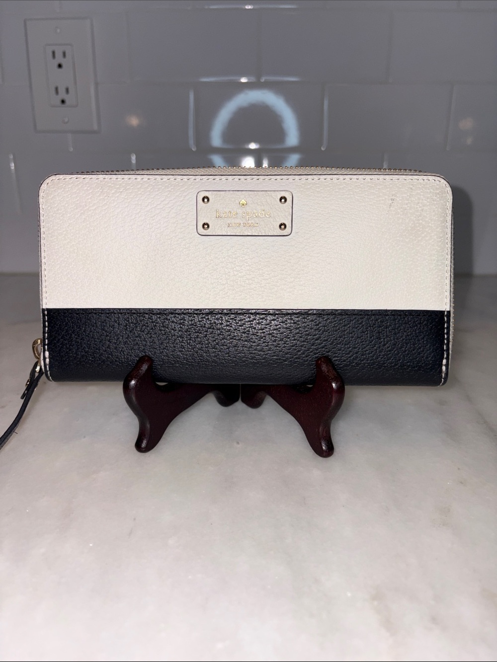 KATE SPADE Leather Colorblock Full Zip Continental Wallet Neda Wellesley Wallet